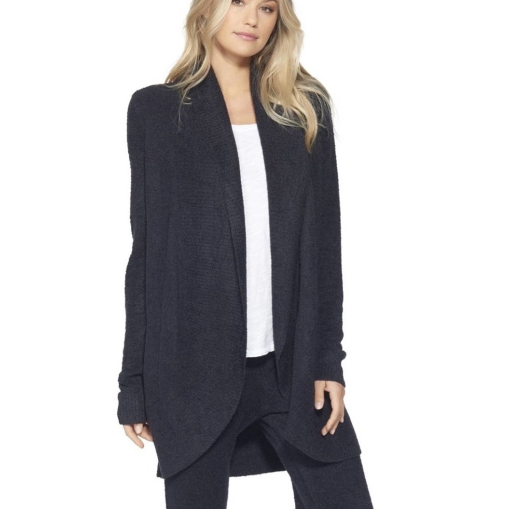Barefoot Dreams the
COZYCHIC LITE® CIRCLE
CARDI Dark Gray Size 3X.
